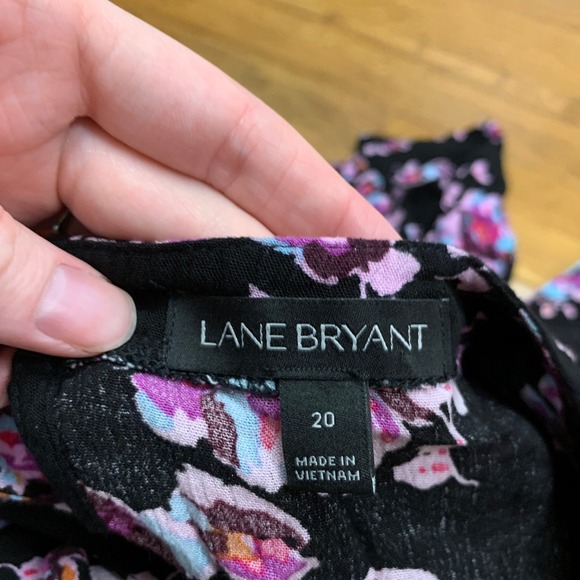 Lane Bryant Floral Bell Sleeve Keyhole Blouse Top Plus Size‎ 20 Black Purple - Picture 6 of 8